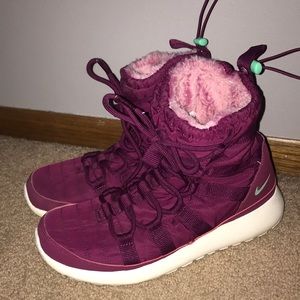 Nike roshe boots